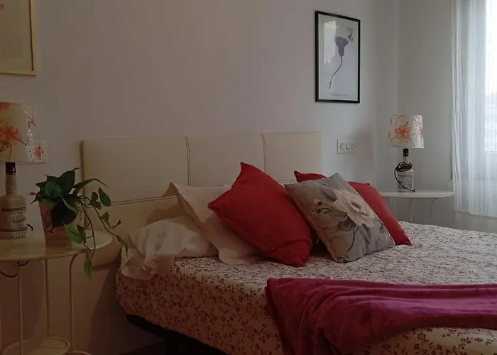 La Camara De Salesas * Oviedo